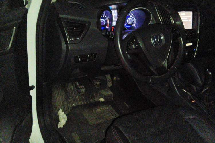 Used CHANGAN CS75 2014 2.0L Manual Luxury Version China V Standard Driver Seat