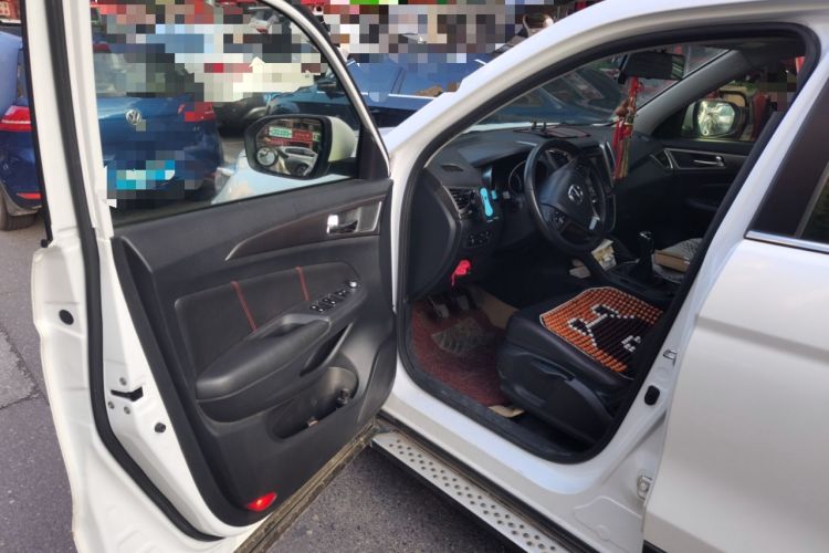 Used CHANGAN CS75 2014 2.0L Manual Luxury Version China IV Standard Driver Seat