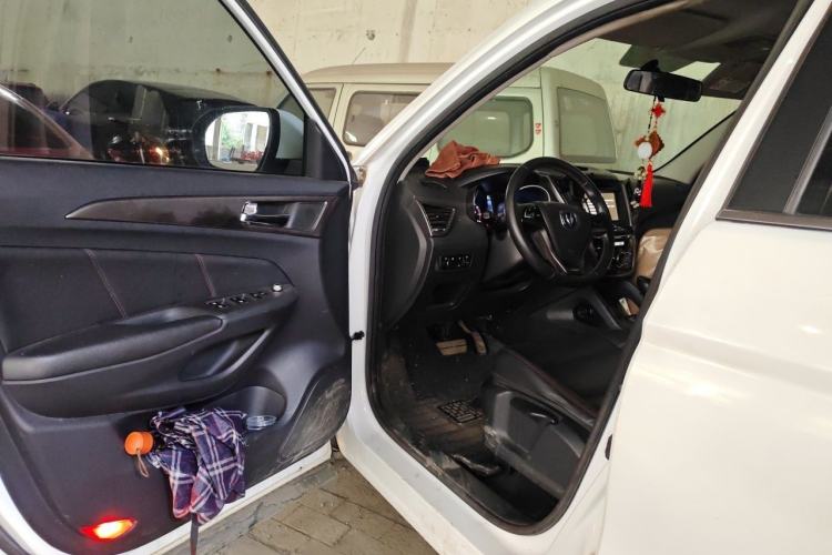 Used CHANGAN CS75 2014 1.8T Automatic Elite Model China IV Standard Driver Seat