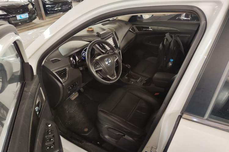 Used CHANGAN CS75 2014 1.8T Automatic Elite Version China V Standard Driver Seat