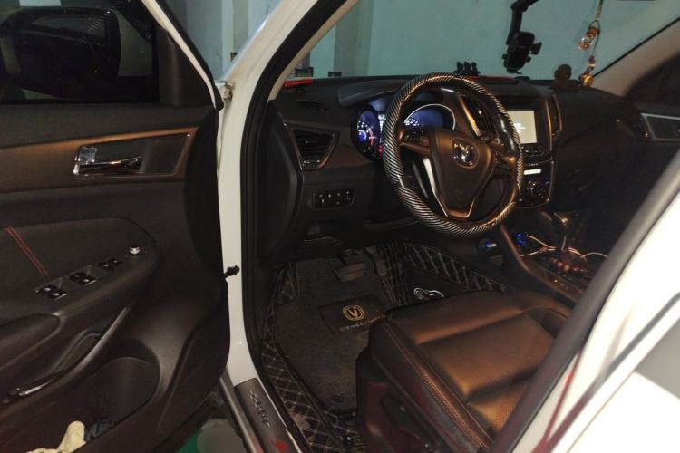 Used CHANGAN CS75 2014 1.8T Automatic Elite Version China V Standard Driver Seat