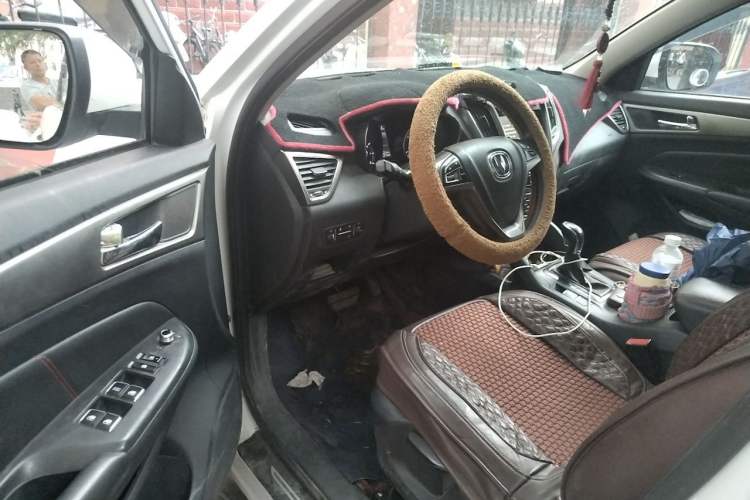 Used CHANGAN CS75 2014 1.8T Automatic Elite Model China IV Standard Driver Seat