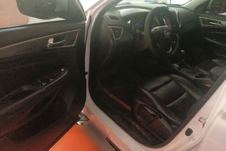 Used CHANGAN CS75 2014 1.8T Automatic Elite Model China IV Standard Driver Seat