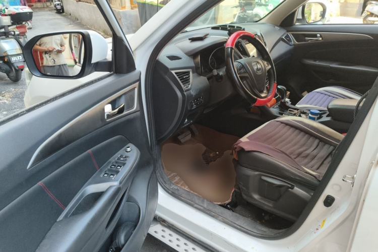 Used CHANGAN CS75 2014 1.8T Automatic Elite Model China IV Standard Driver Seat
