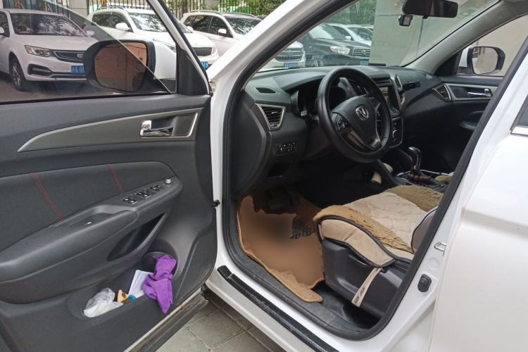 Used CHANGAN CS75 2014 1.8T Automatic Elite Model China IV Standard Driver Seat