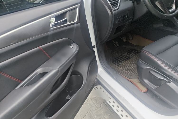Used CHANGAN CS75 2014 2.0L Manual Luxury Version China V Standard Driver Seat