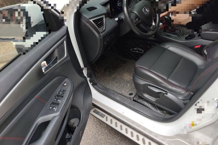 Used CHANGAN CS75 2014 1.8T Automatic Elite Model China IV Standard Driver Seat