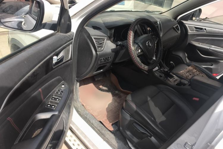 Used CHANGAN CS75 2014 1.8T Automatic Elite Model China IV Standard Driver Seat