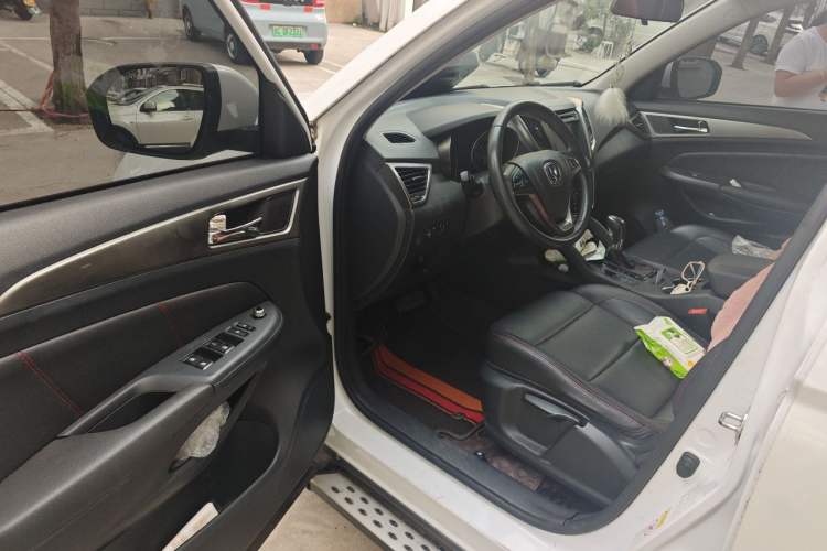 Used CHANGAN CS75 2014 1.8T Automatic Elite Model China IV Standard Driver Seat