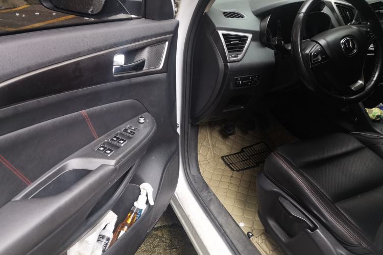 Used CHANGAN CS75 2014 2.0L Manual Luxury Version China V Standard Driver Seat