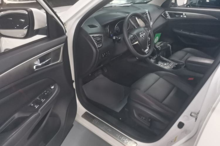 Used CHANGAN CS75 2014 1.8T Automatic Prestige Model China IV Standard Driver Seat