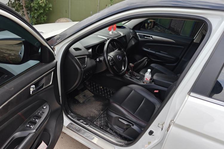 Used CHANGAN CS75 2014 1.8T Automatic Elite Version China V Standard Driver Seat