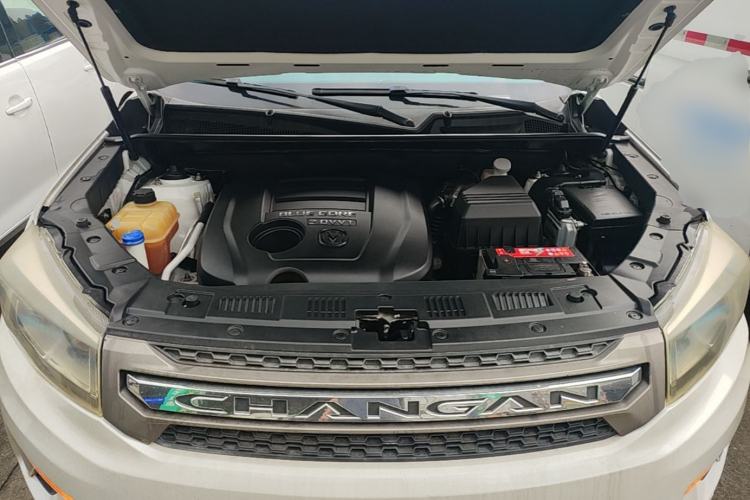 Used CHANGAN CS75 2014 2.0L Manual Luxury Version China V Standard Engine Bay