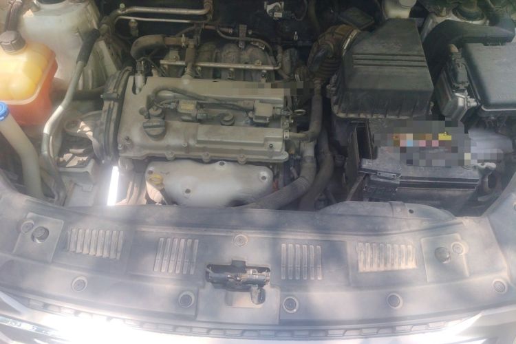 Used CHANGAN CS75 2014 2.0L Manual Luxury Version China IV Standard Engine Bay