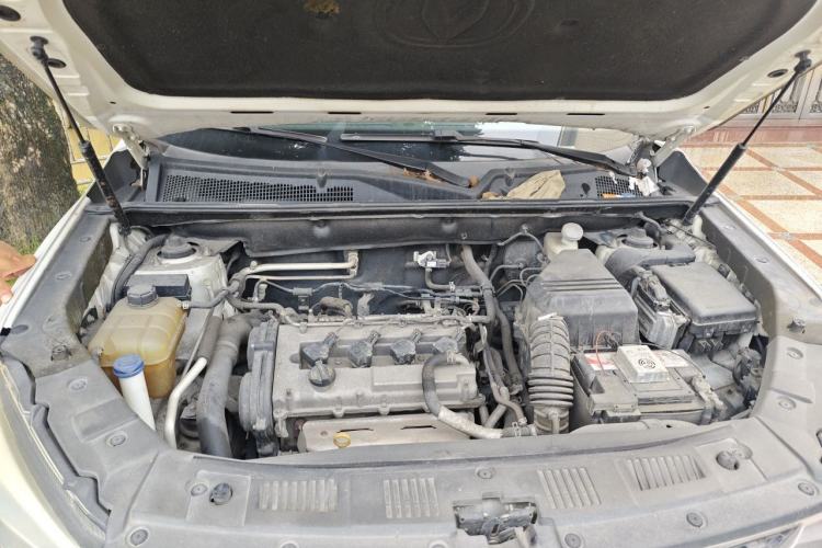Used CHANGAN CS75 2014 1.8T Automatic Elite Model China IV Standard Engine Bay