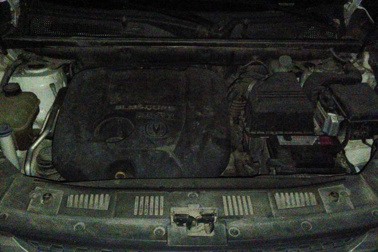 Used CHANGAN CS75 2014 2.0L Manual Luxury Version China V Standard Engine Bay