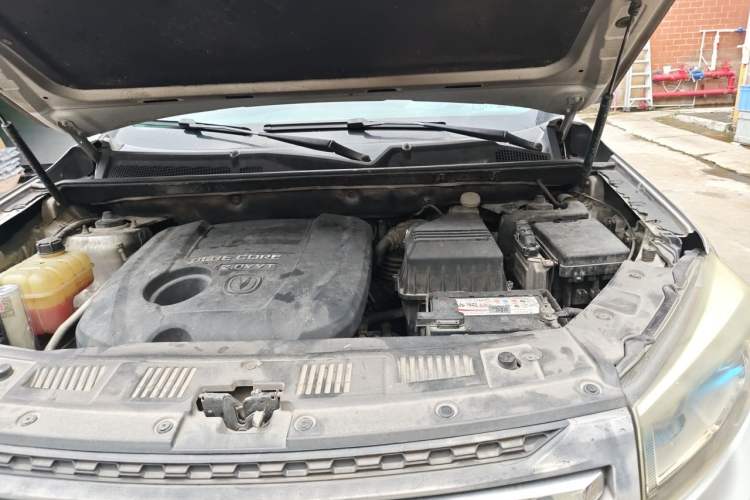 Used CHANGAN CS75 2014 2.0L Manual Luxury Version China V Standard Engine Bay