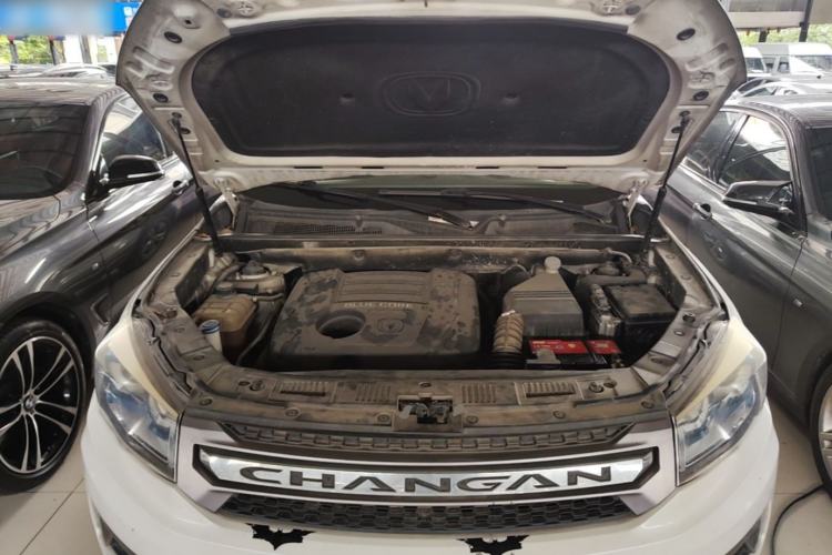 Used CHANGAN CS75 2014 1.8T Automatic Elite Version China V Standard Engine Bay