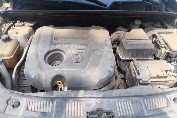 Used CHANGAN CS75 2014 2.0L Manual Luxury Version China IV Standard Engine Bay