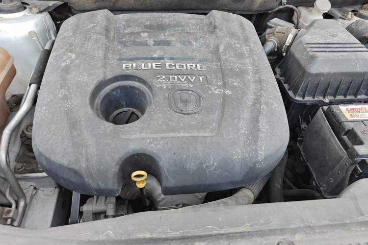 Used CHANGAN CS75 2014 2.0L Manual Comfort Version China IV Standard Engine Bay