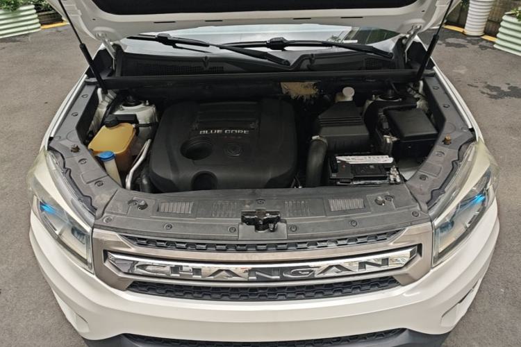 Used CHANGAN CS75 2014 1.8T Automatic Elite Model China IV Standard Engine Bay