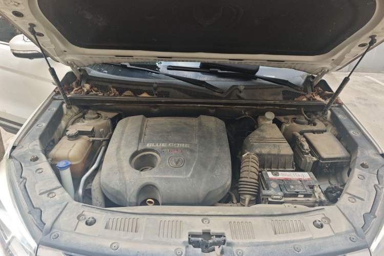 Used CHANGAN CS75 2014 1.8T Automatic Elite Model China IV Standard Engine Bay