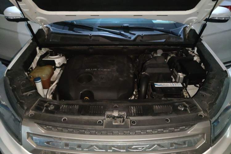 Used CHANGAN CS75 2014 1.8T Automatic Elite Model China IV Standard Engine Bay