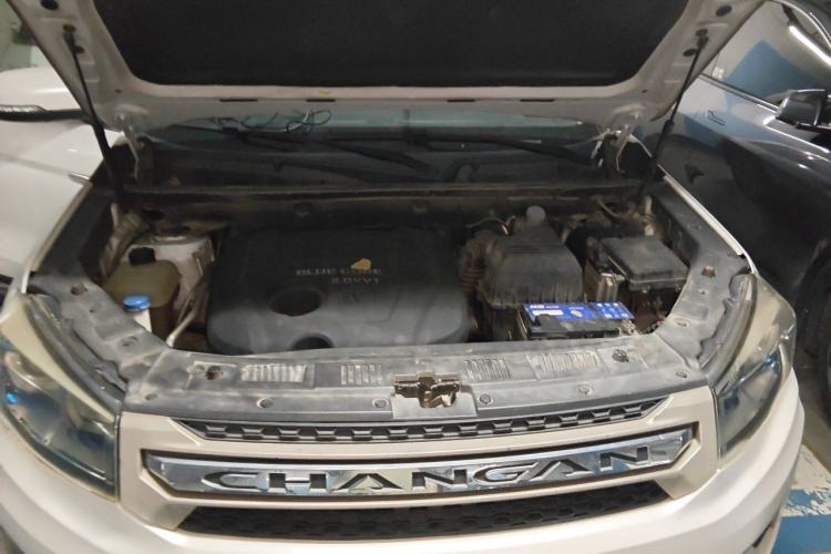 Used CHANGAN CS75 2014 2.0L Manual Luxury Version China V Standard Engine Bay