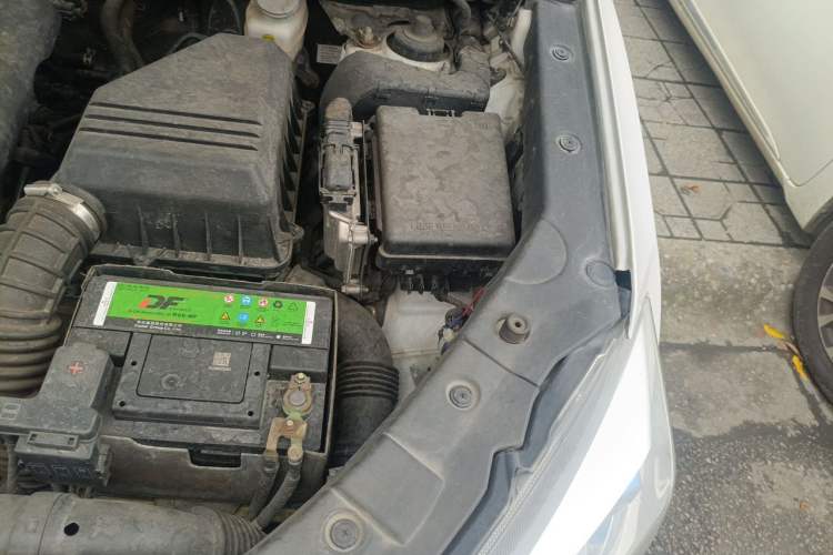 Used CHANGAN CS75 2014 1.8T Automatic Elite Model China IV Standard Engine Bay Left