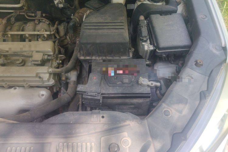 Used CHANGAN CS75 2014 2.0L Manual Luxury Version China IV Standard Engine Bay Left