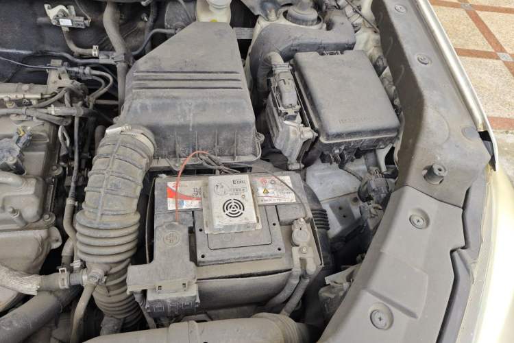 Used CHANGAN CS75 2014 1.8T Automatic Elite Model China IV Standard Engine Bay Left