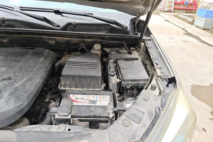 Used CHANGAN CS75 2014 2.0L Manual Luxury Version China V Standard Engine Bay Left