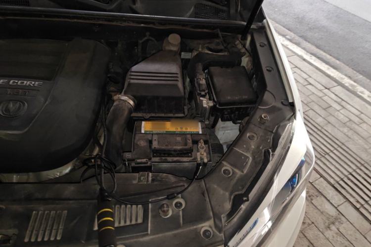 Used CHANGAN CS75 2014 1.8T Automatic Elite Model China IV Standard Engine Bay Left
