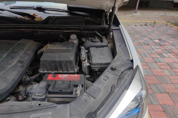 Used CHANGAN CS75 2014 2.0L Manual Luxury Version China V Standard Engine Bay Left