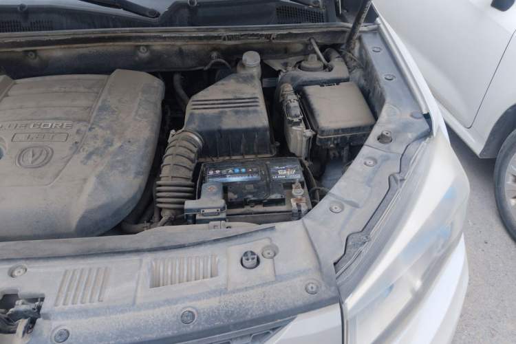 Used CHANGAN CS75 2014 1.8T Automatic Elite Model China IV Standard Engine Bay Left