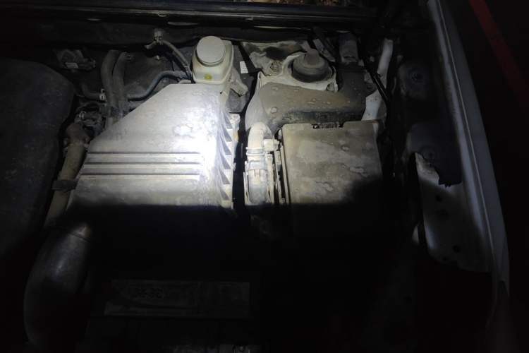 Used CHANGAN CS75 2014 1.8T Automatic Elite Model China IV Standard Engine Bay Left