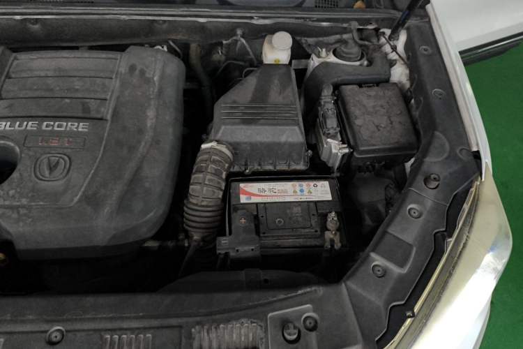 Used CHANGAN CS75 2014 1.8T Automatic Elite Model China IV Standard Engine Bay Left
