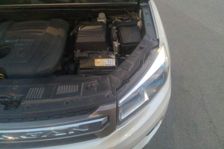 Used CHANGAN CS75 2014 2.0L Manual Leading Model China V Standard Engine Bay Left