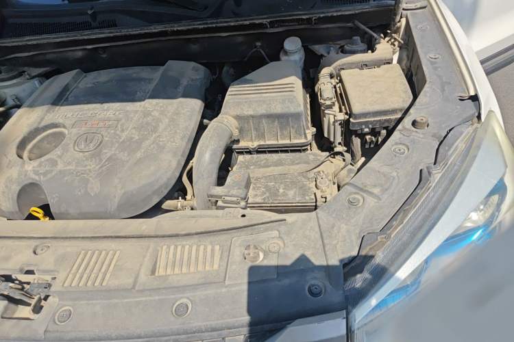 Used CHANGAN CS75 2014 1.8T Automatic Elite Model China IV Standard Engine Bay Left