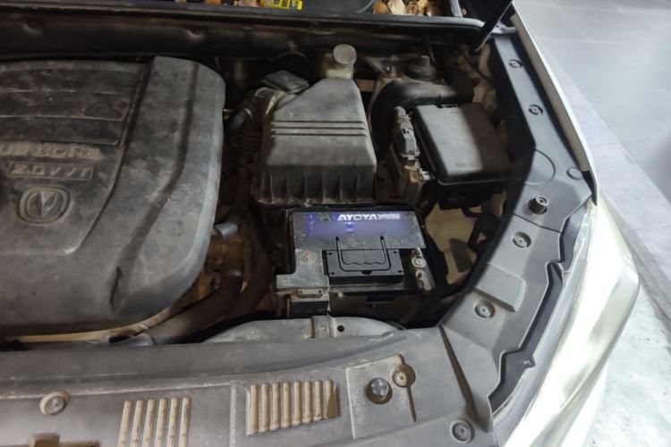 Used CHANGAN CS75 2014 2.0L Manual Luxury Version China V Standard Engine Bay Left