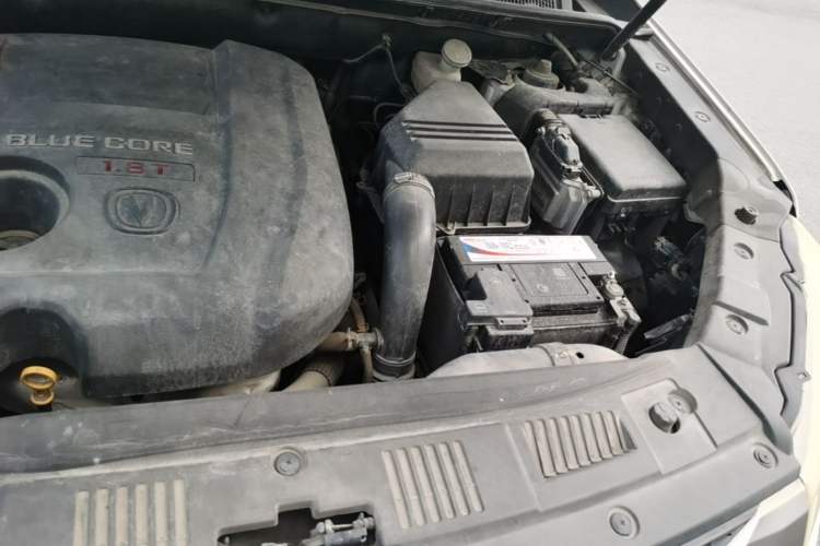 Used CHANGAN CS75 2014 1.8T Automatic Prestige Model China IV Standard Engine Bay Left