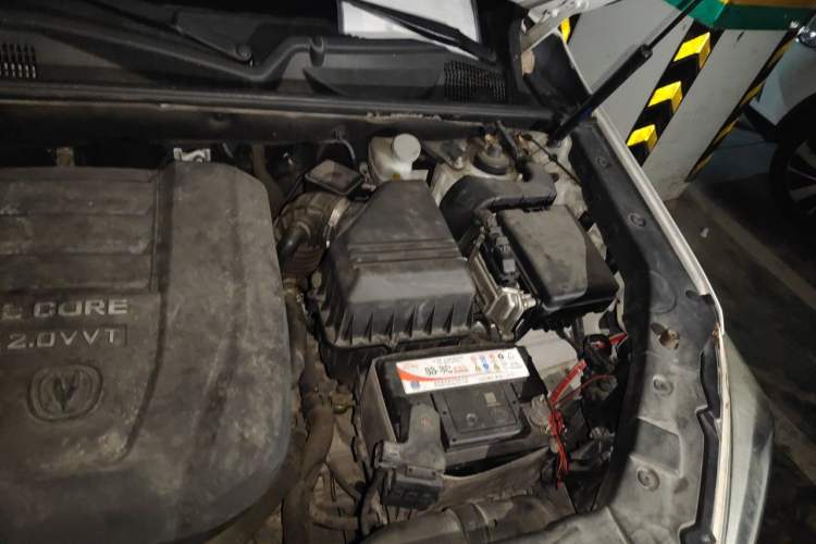 Used CHANGAN CS75 2014 2.0L Manual Luxury Version China V Standard Engine Bay Left