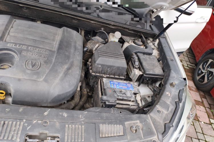 Used CHANGAN CS75 2014 2.0L Manual Luxury Version China IV Standard Engine Bay Left