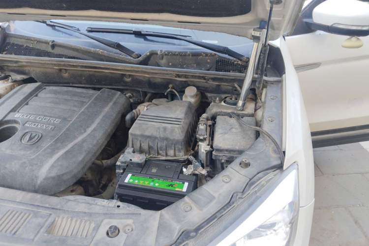Used CHANGAN CS75 2014 2.0L Manual Leading Model China V Standard Engine Bay Left