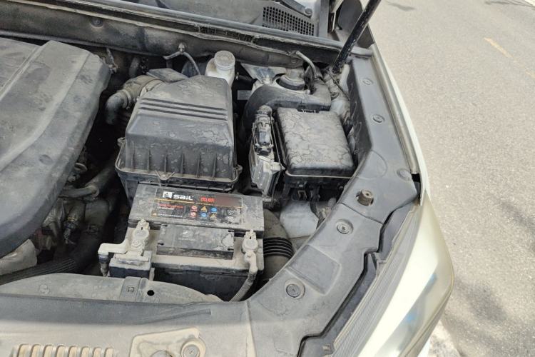 Used CHANGAN CS75 2014 2.0L Manual Luxury Version China IV Standard Engine Bay Left