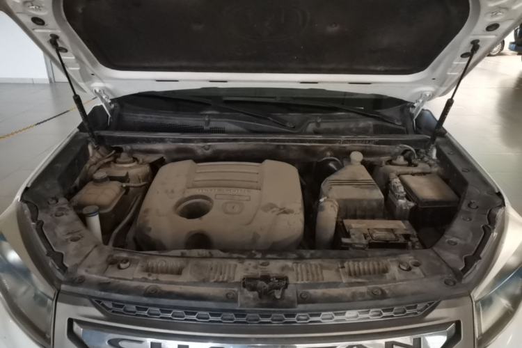 Used CHANGAN CS75 2014 1.8T Automatic Elite Model China IV Standard Engine Bay