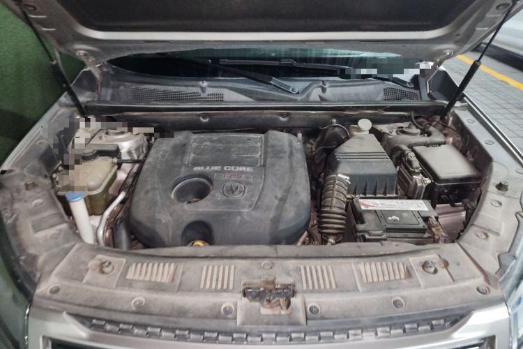 Used CHANGAN CS75 2014 1.8T Automatic Elite Model China IV Standard Engine Bay