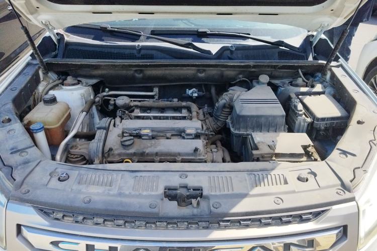Used CHANGAN CS75 2014 2.0L Manual Luxury Version China IV Standard Engine Bay