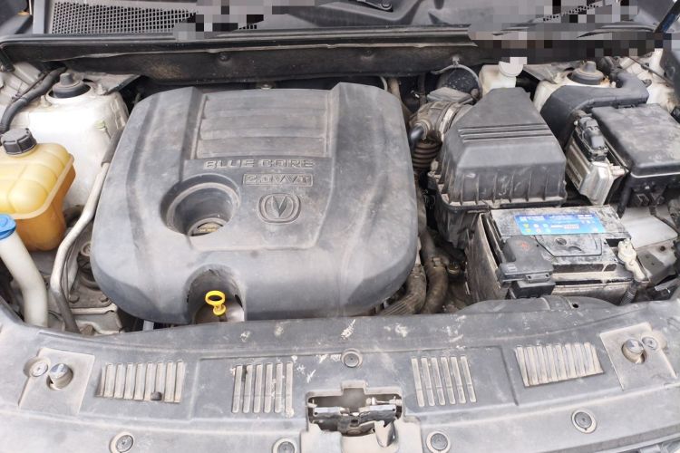 Used CHANGAN CS75 2014 2.0L Manual Luxury Version China IV Standard Engine Bay