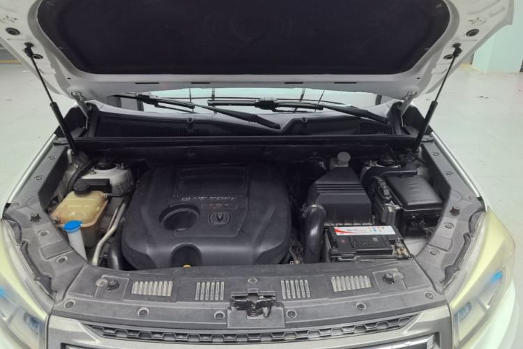Used CHANGAN CS75 2014 1.8T Automatic Elite Model China IV Standard Engine Bay